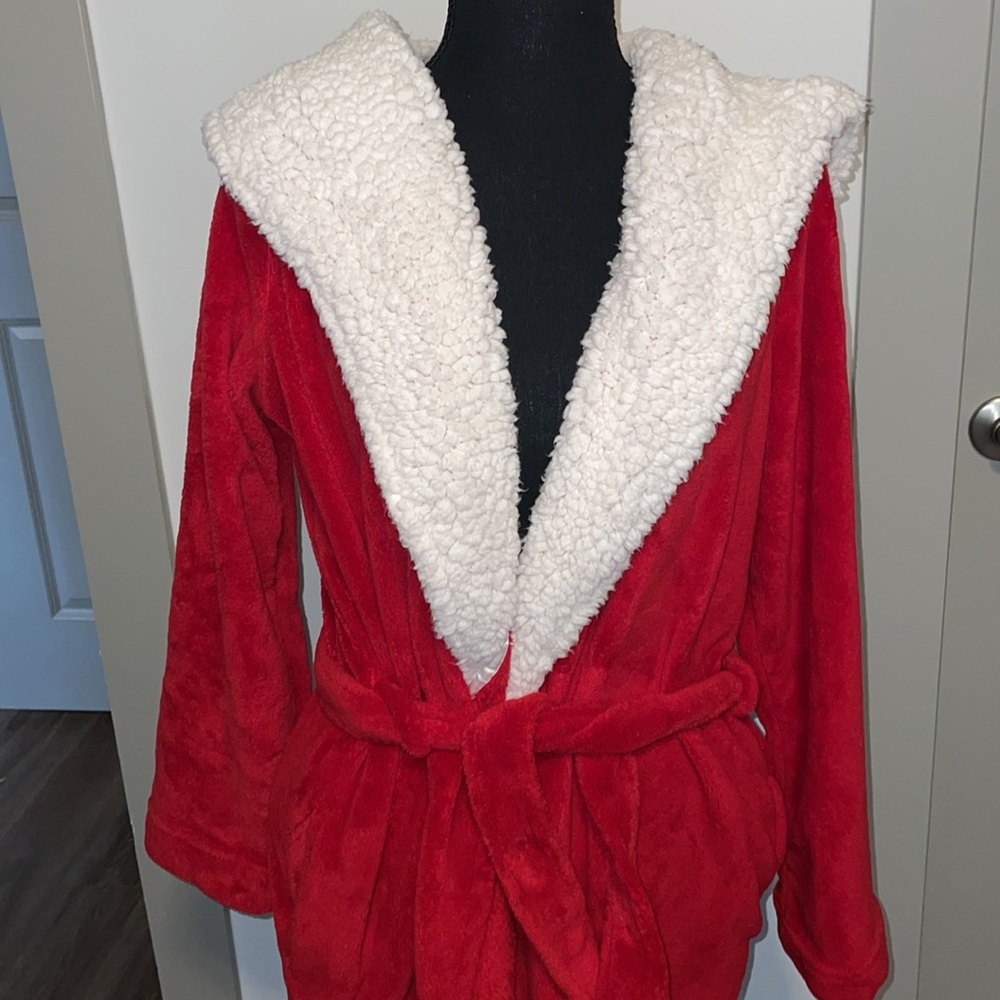 Victoria Secret Red Robe - Picture 5 of 9